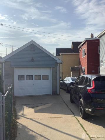 492 Sayre Avenue Perth Amboy NJ 08861