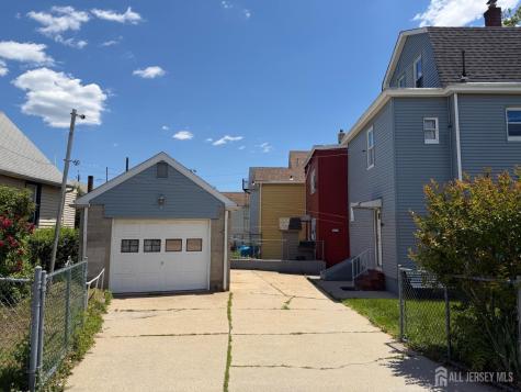 492 Sayre Avenue Perth Amboy NJ 08861