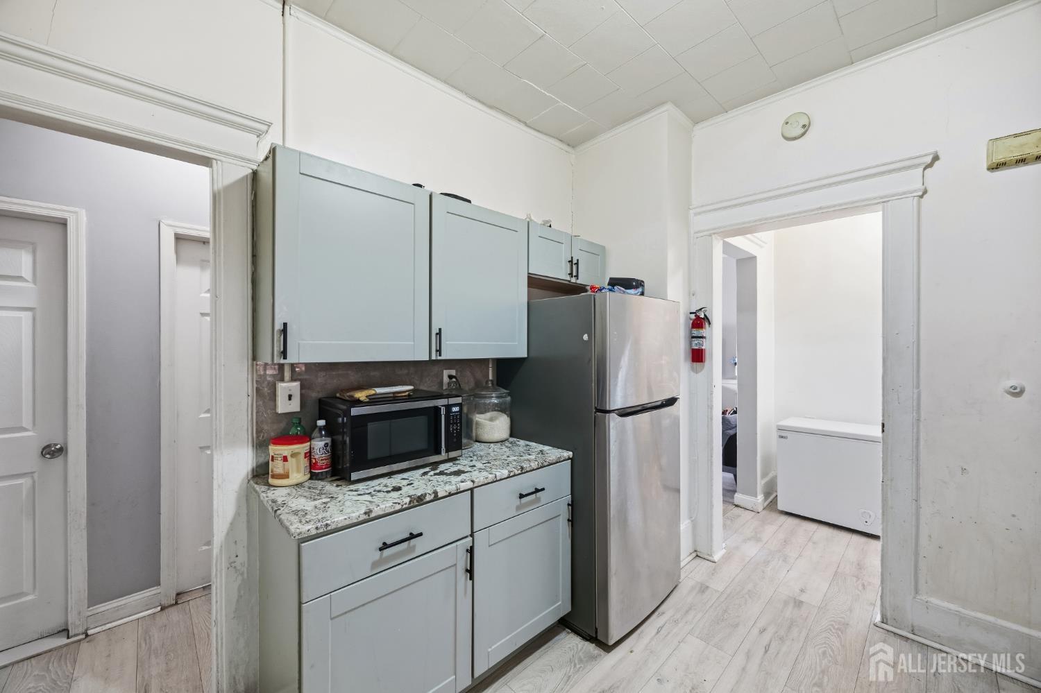 94 Eaton Place East Orange NJ 07017