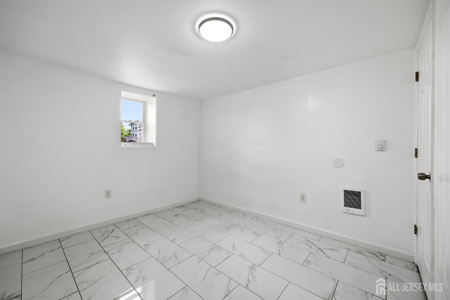 94 Eaton Place East Orange NJ 07017