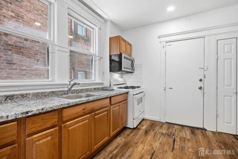 94 Eaton Place East Orange NJ 07017
