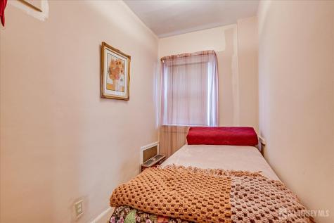 312 Rhode Island Avenue East Orange NJ 07018