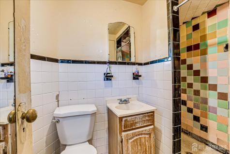 312 Rhode Island Avenue East Orange NJ 07018