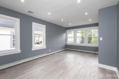324 Harper Place Highland Park NJ 08904