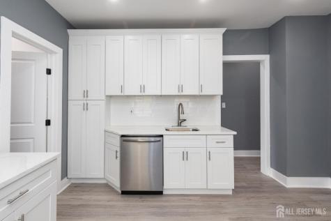 324 Harper Place Highland Park NJ 08904