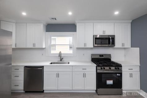 324 Harper Place Highland Park NJ 08904