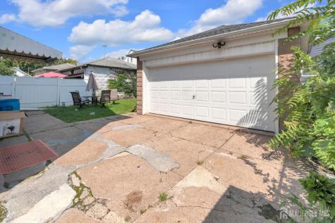 133-135 23rd Avenue Paterson NJ 07513