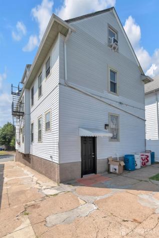 133-135 23rd Avenue Paterson NJ 07513