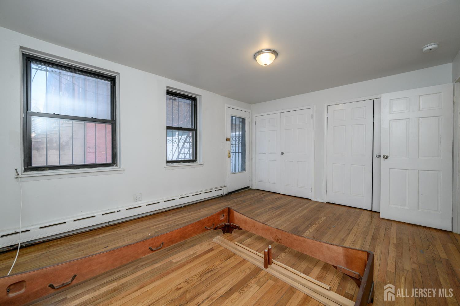 548 Bramhall Avenue Jersey City NJ 07304