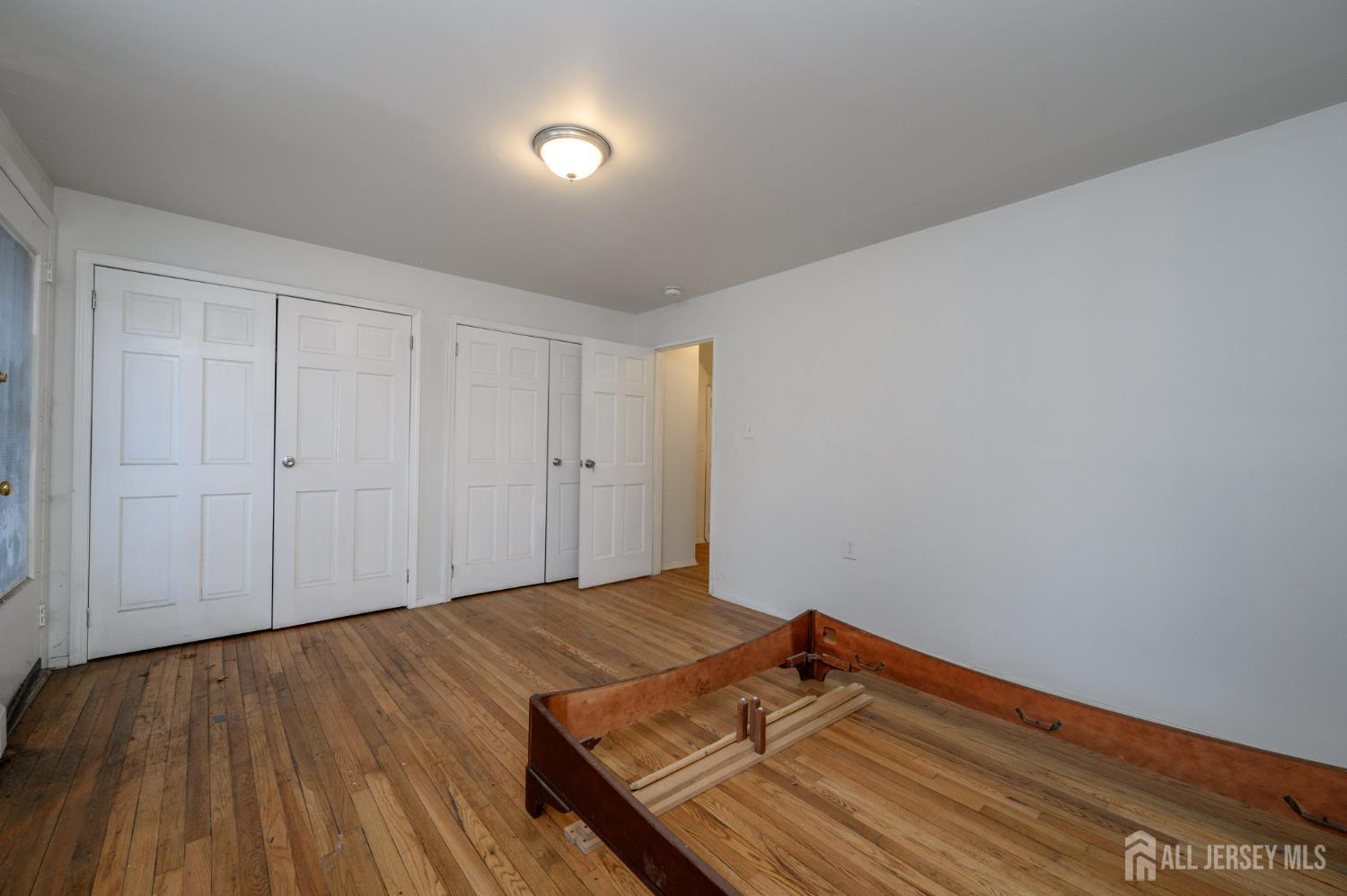 548 Bramhall Avenue Jersey City NJ 07304