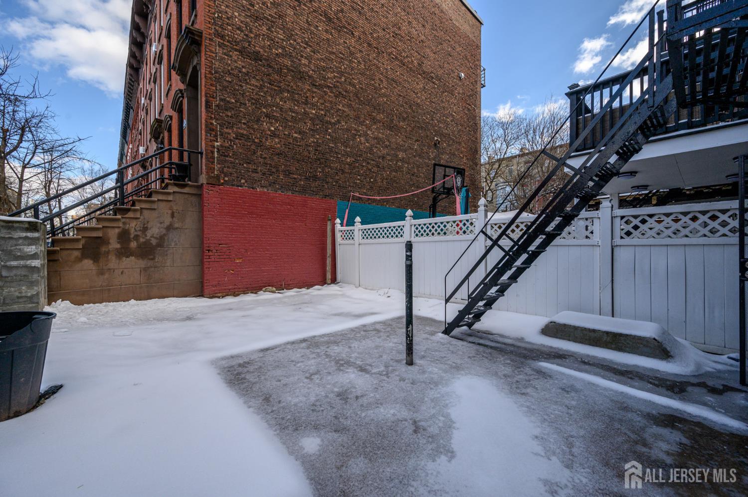 548 Bramhall Avenue Jersey City NJ 07304