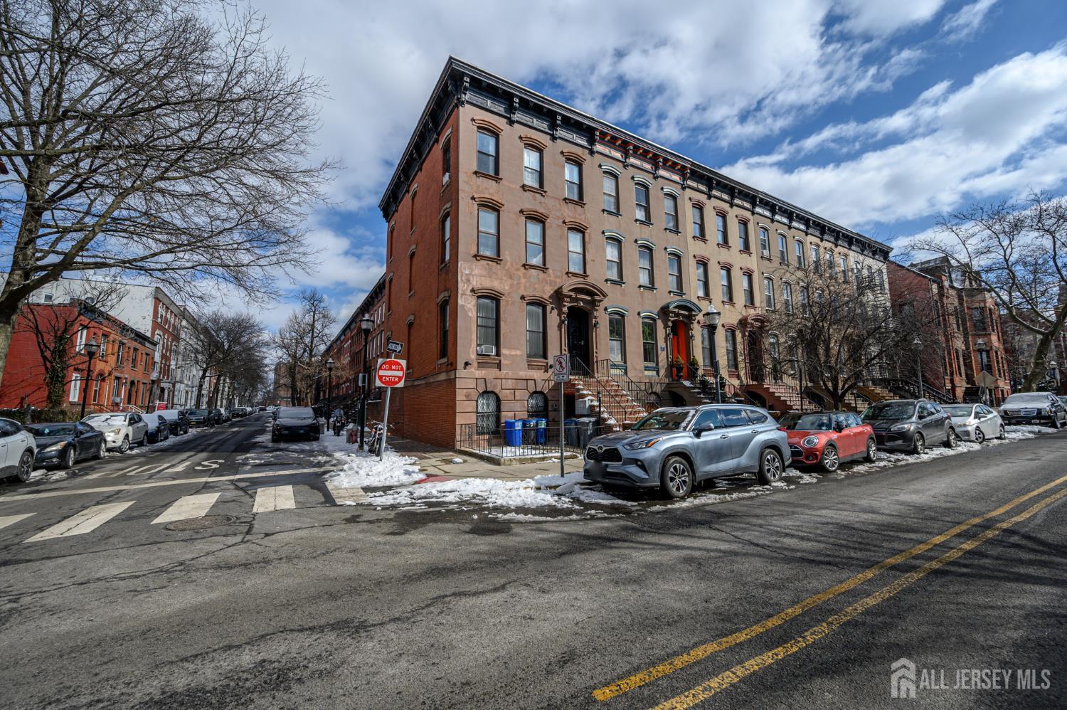 548 Bramhall Avenue Jersey City NJ 07304