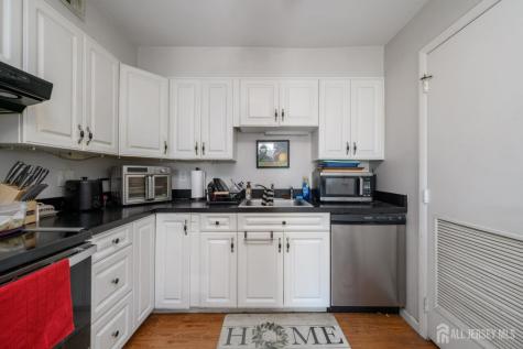 127 Chaucer Road Mount Laurel NJ 08054