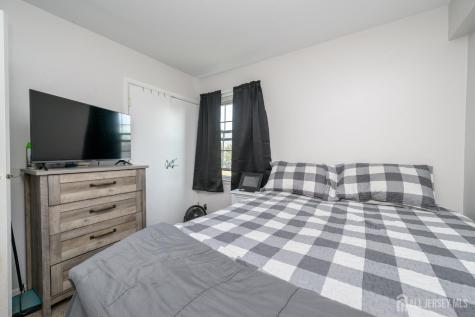 127 Chaucer Road Mount Laurel NJ 08054