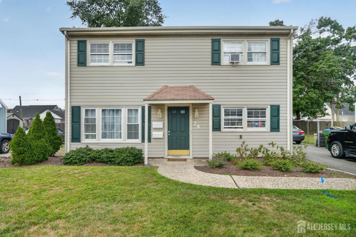 24 Hillcrest Avenue Edison NJ 08817