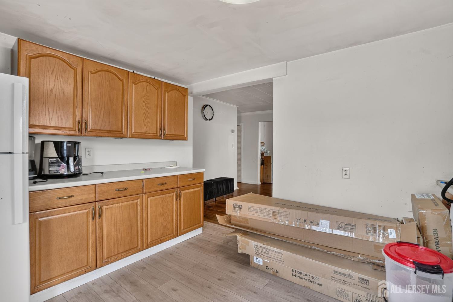 24 Hillcrest Avenue Edison NJ 08817