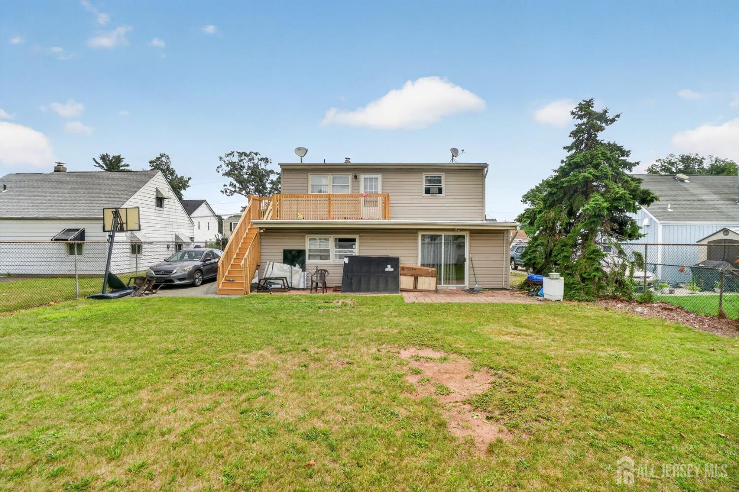 24 Hillcrest Avenue Edison NJ 08817