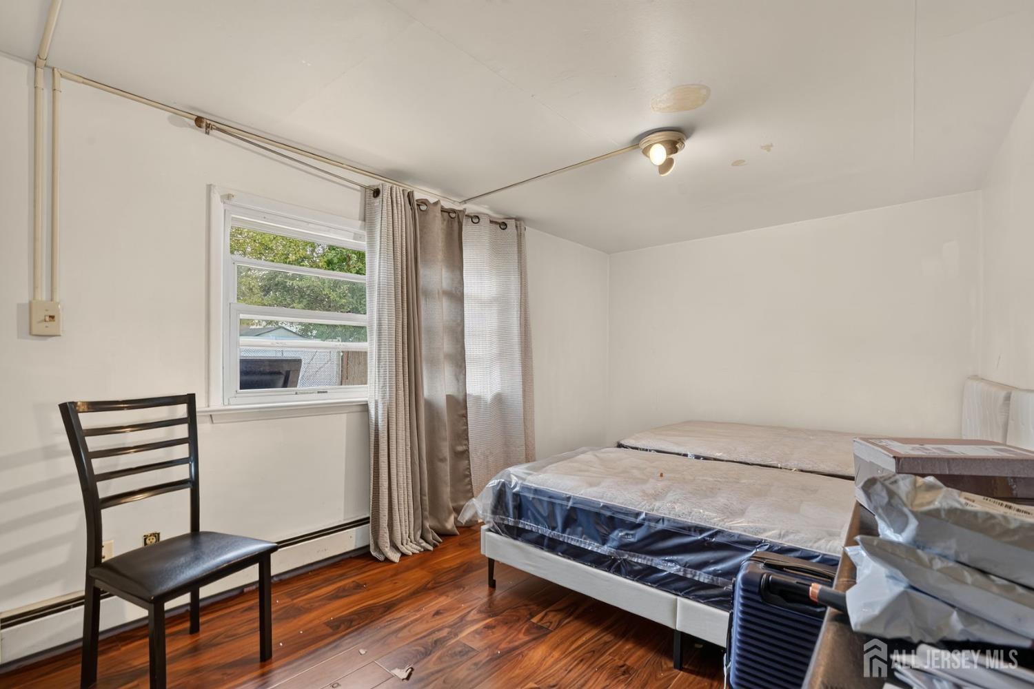 24 Hillcrest Avenue Edison NJ 08817