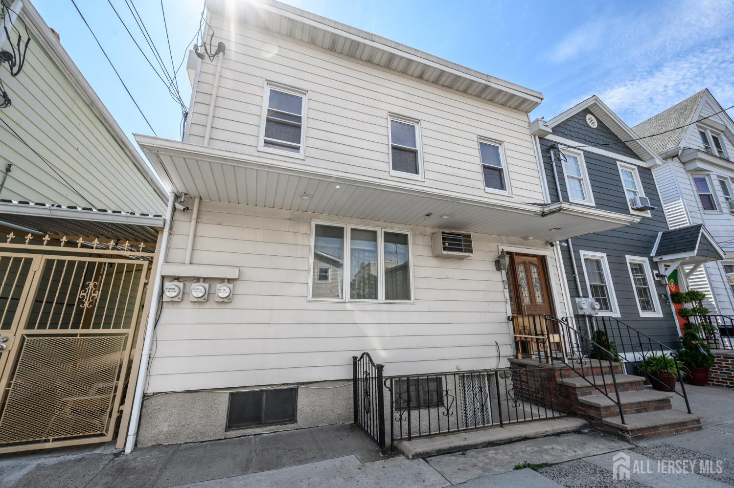 94 Van Buren Street Newark NJ 07105