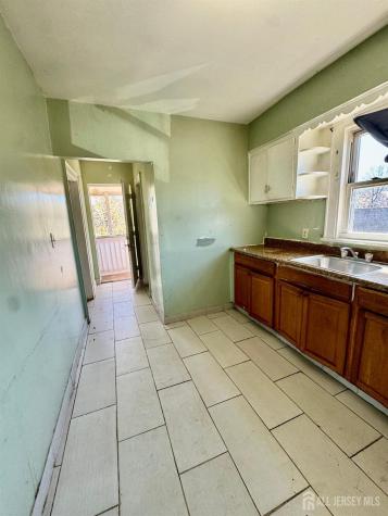 168 Throop Avenue New Brunswick NJ 08901