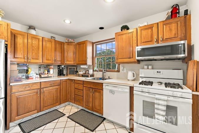 2 Keegan Place Sayreville NJ 08872