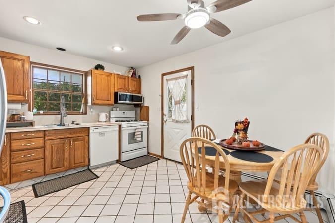 2 Keegan Place Sayreville NJ 08872