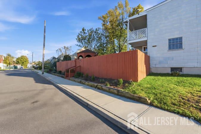 2 Keegan Place Sayreville NJ 08872