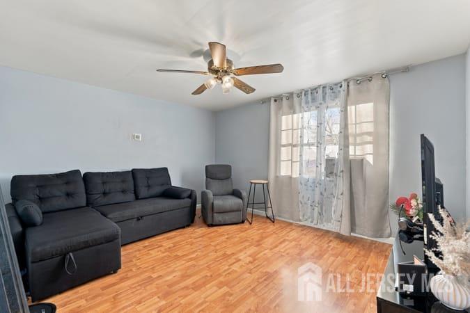 2 Keegan Place Sayreville NJ 08872