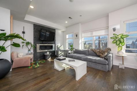 197 Garfield Avenue Jersey City NJ 07305