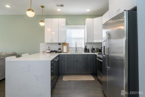 197 Garfield Avenue Jersey City NJ 07305