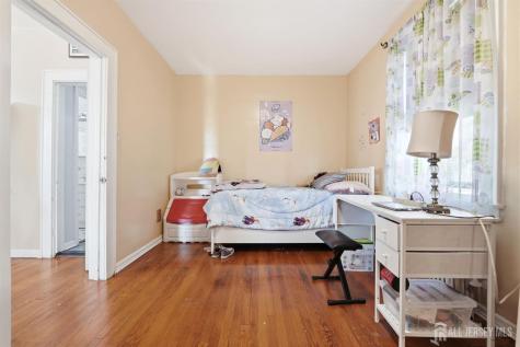 25 Florida Grove Road Keasbey NJ 08832