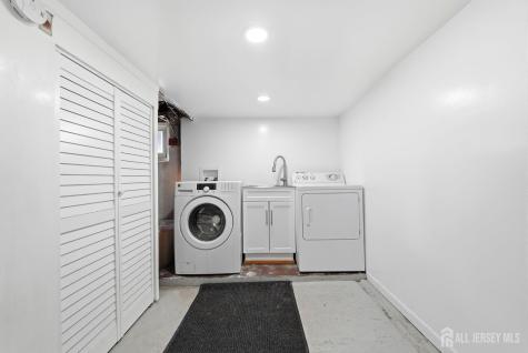 25 Florida Grove Road Keasbey NJ 08832