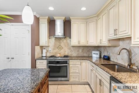 34 Armstrong Avenue South River NJ 08882