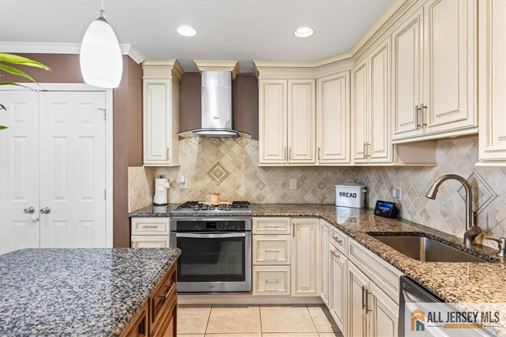 34 Armstrong Avenue South River NJ 08882