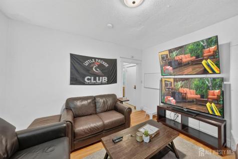 43 Robinson Street New Brunswick NJ 08901