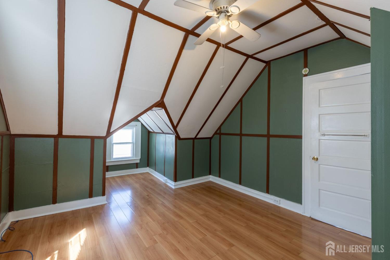 28 Suydam Street New Brunswick NJ 08901