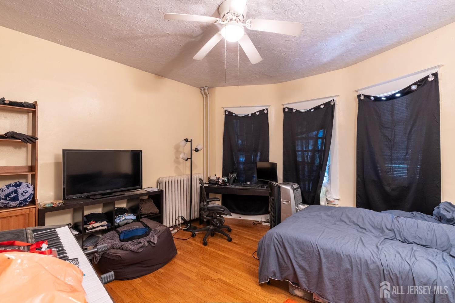 28 Suydam Street New Brunswick NJ 08901