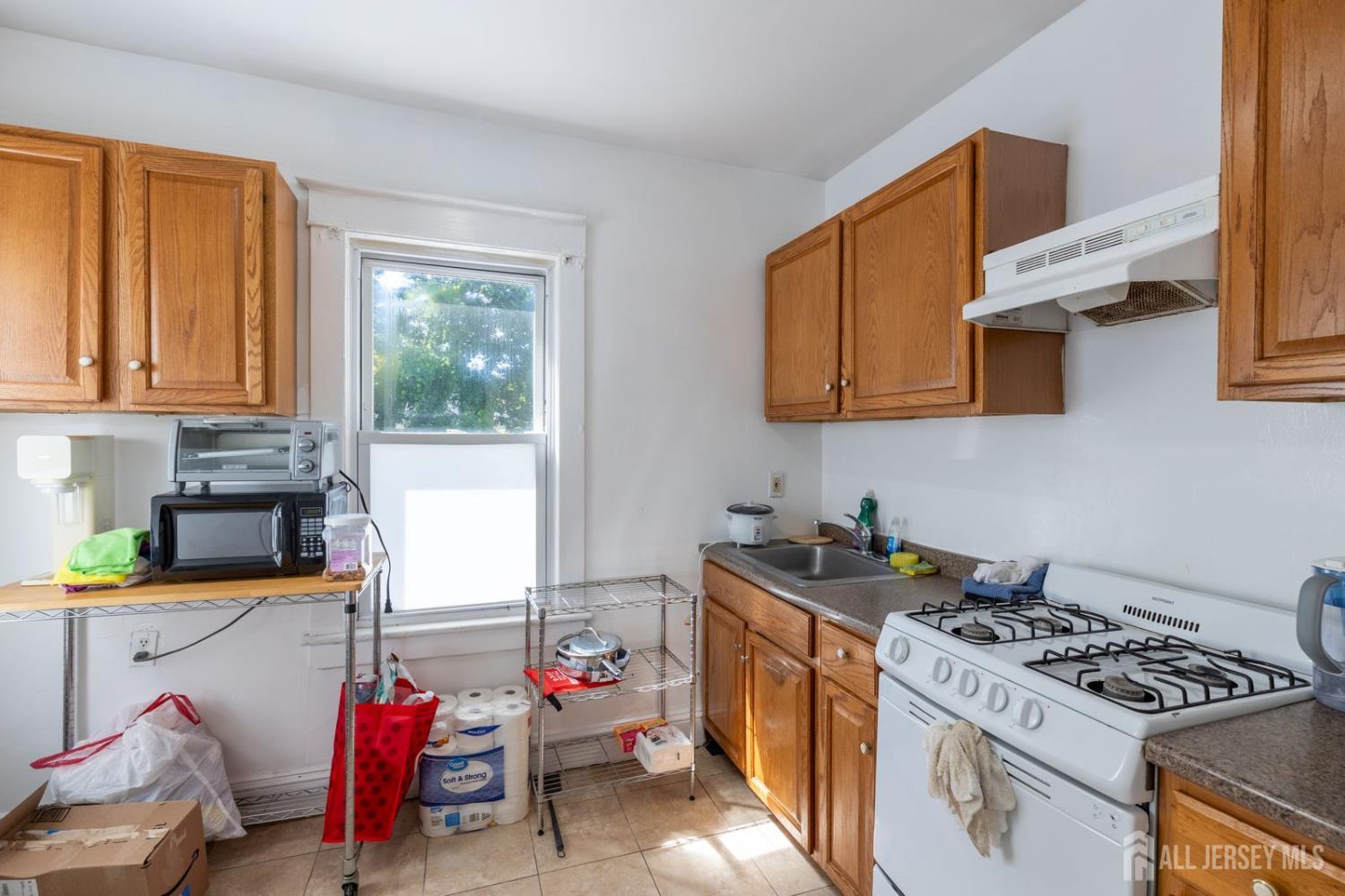 28 Suydam Street New Brunswick NJ 08901