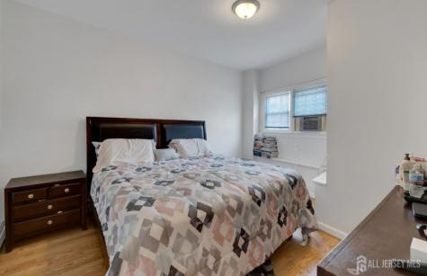 106 Broughton Avenue Bloomfield NJ 07003