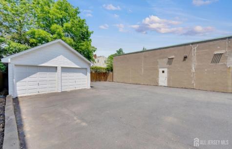 106 Broughton Avenue Bloomfield NJ 07003
