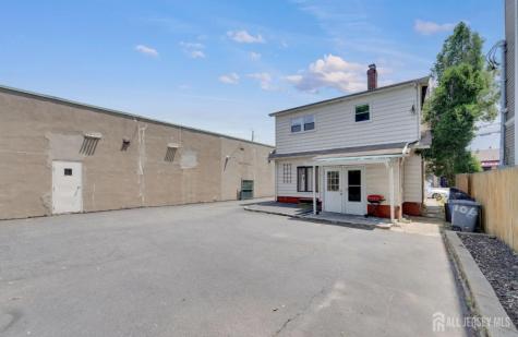 106 Broughton Avenue Bloomfield NJ 07003