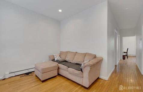 106 Broughton Avenue Bloomfield NJ 07003