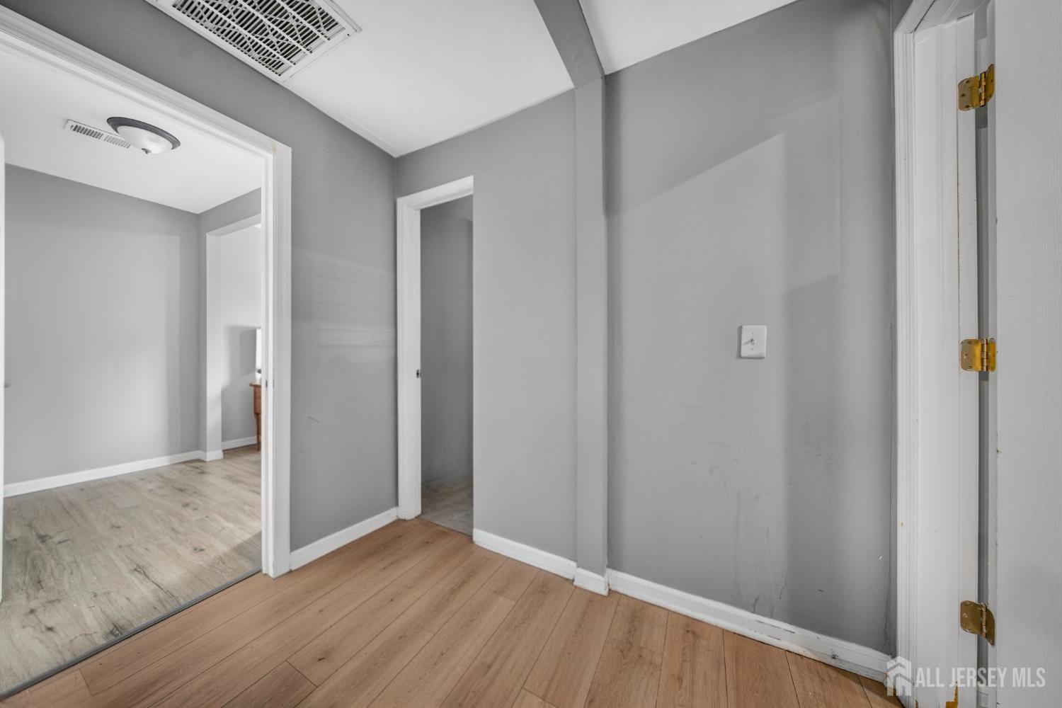 421-423 Magie Avenue Elizabeth NJ 07208