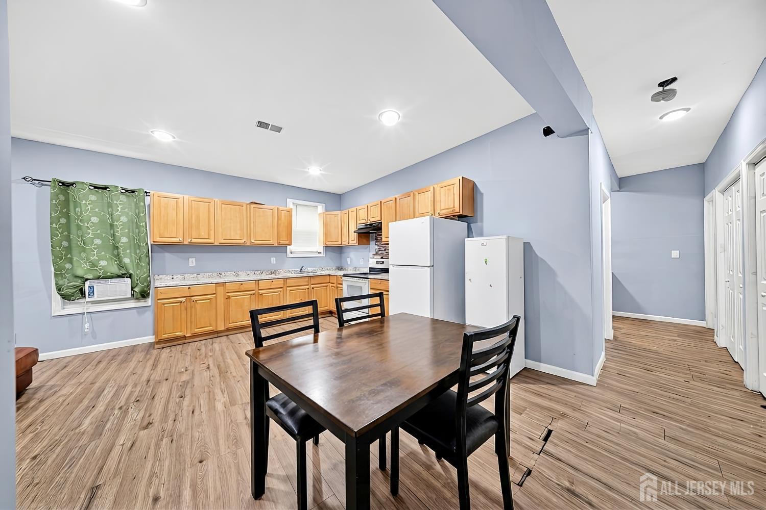421-423 Magie Avenue Elizabeth NJ 07208