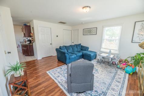 637 Main Street Sayreville NJ 08872