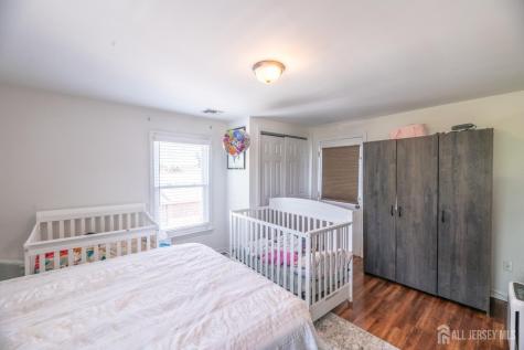 637 Main Street Sayreville NJ 08872