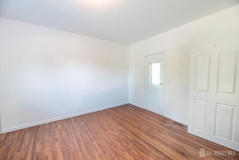 637 Main Street Sayreville NJ 08872