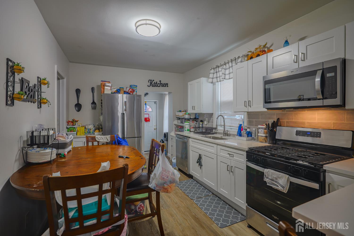 16 Somerset Street Carteret NJ 07008