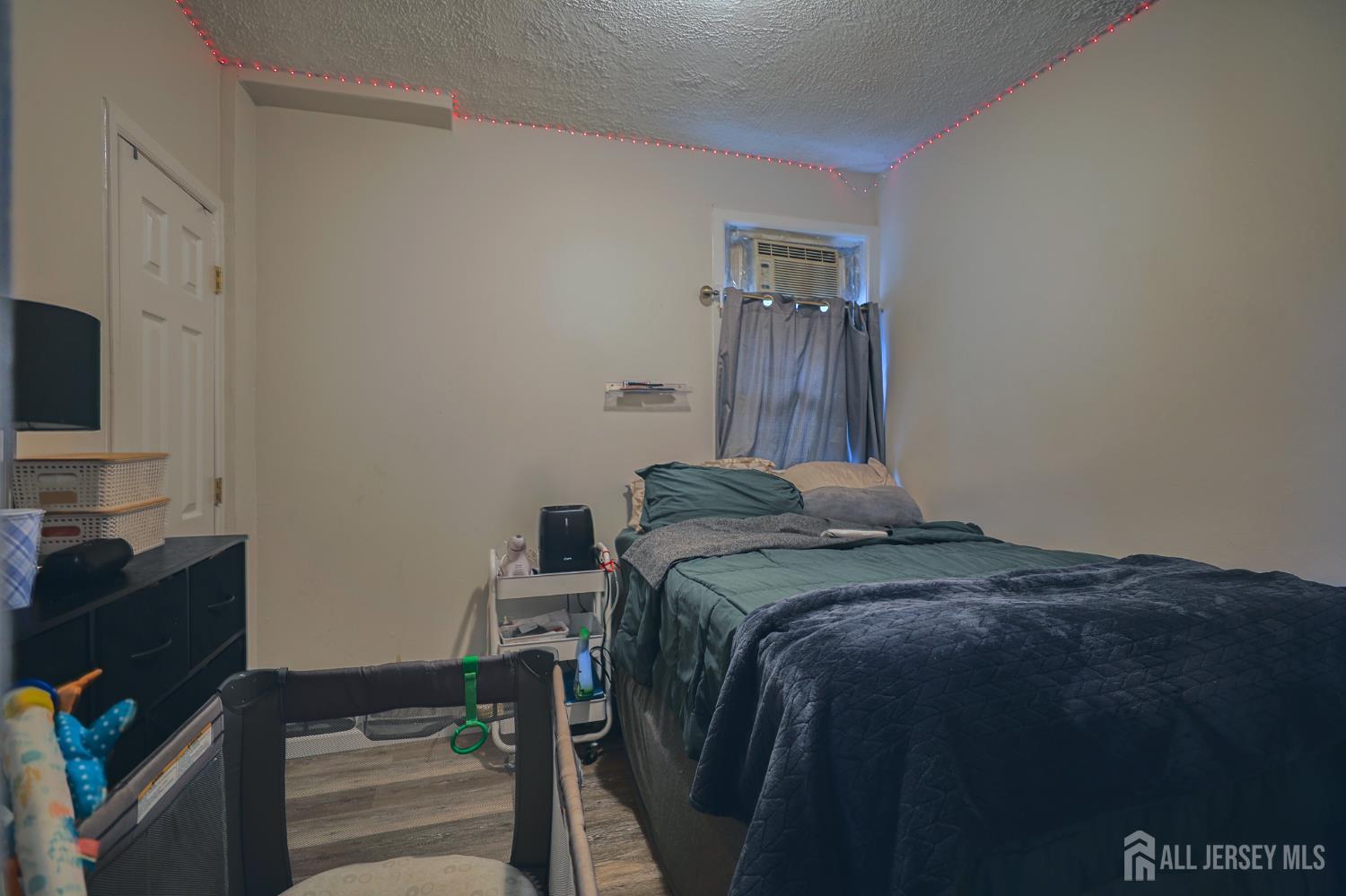 16 Somerset Street Carteret NJ 07008