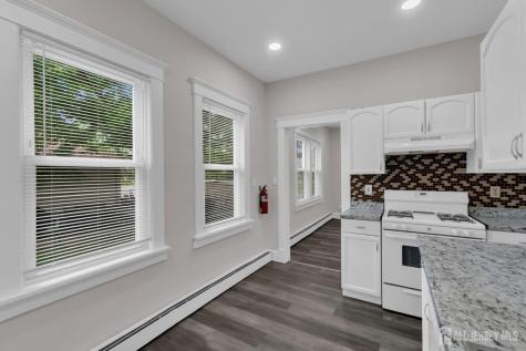 28 Victoria Avenue Spotswood NJ 08884